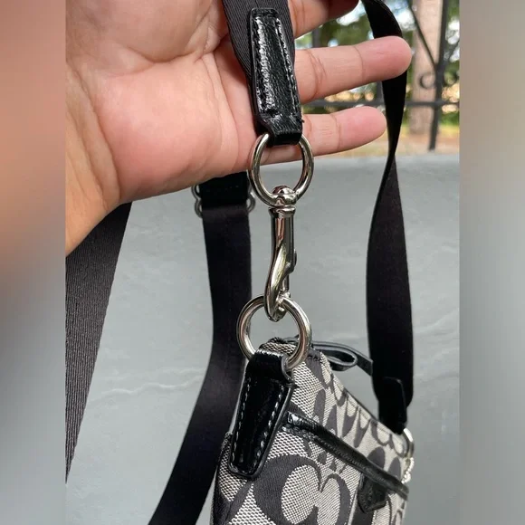 COACH Bag,Coach Black and Gray Women's Bag, Coach Crossbody Bag. - Picture 5 of 17
